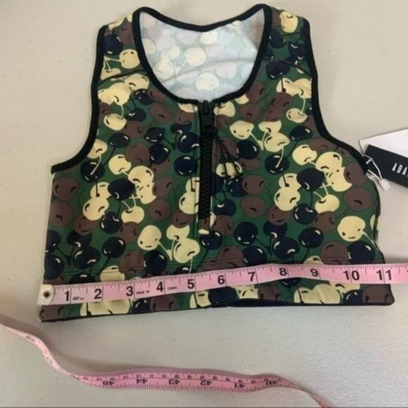 ADAM SELMAN SPORT ZIP FRONT CROP TOP CLASSIC CAMO - Picture 7 of 9